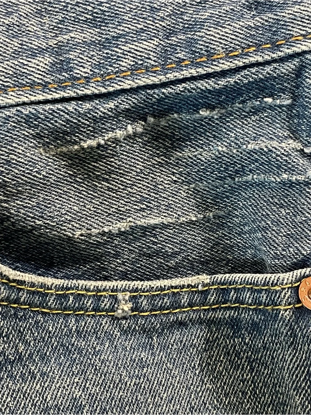 Levi's‎ 501 Denim Shorts Men's 32 9 inch Distressed Medium Blue Wash Jorts